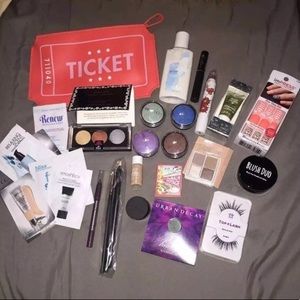 29 PC MAKEUP BEAUTY LOT BUNDLE!